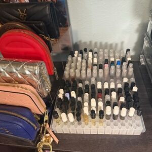 30 Piece Bundle of High-End Perfume/Fragrance Samples (New / Never Used)